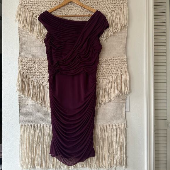 Tadashi Shoji Cap Sleeve Ruched Dress - Picture 1 of 7